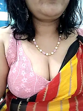 divya-jannu online show from November 12, 2025, 4:33 pm