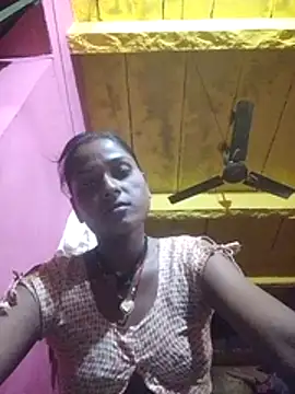 Snapshot of Hot_reshmaji chatting on July 8, 2026, 2:51 pm Hot reshmaji online show from July 8, 2026, 2:51 pm