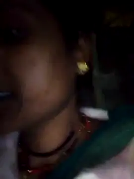 Hot reshmaji online show from December 1, 2025, 3:35 pm