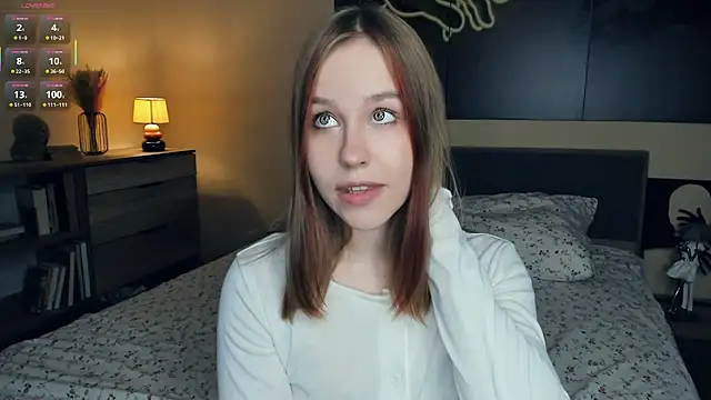 Snapshot of MaliaBourraine chatting on October 9, 2025, 7:09 am MaliaBourraine online show from October 9, 2025, 7:09 am