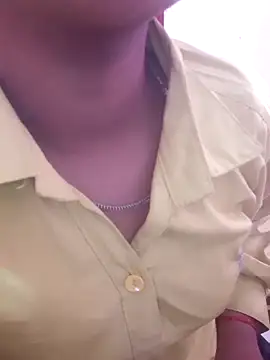 pari rani7 online show from February 16, 2026, 3:49 am