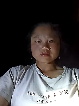 clara-cute online show from October 4, 2025, 10:00 pm