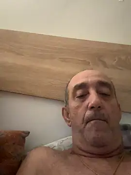 VyC7564 online show from October 22, 2025, 1:16 am