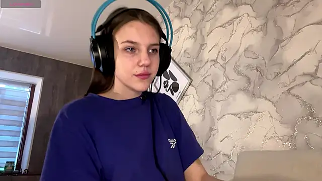 Elira Breeze online show from March 31, 2026, 2:30 pm