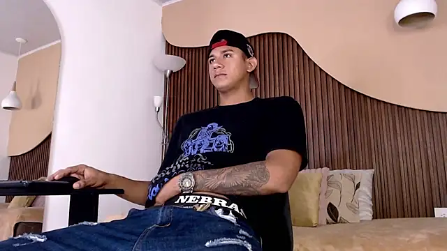 Aiden steel online show from October 7, 2025, 1:01 pm