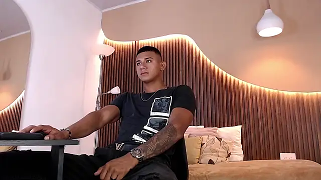 Aiden steel online show from October 15, 2025, 1:19 pm