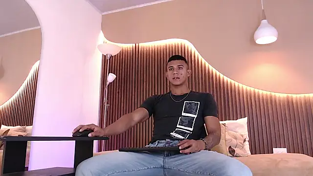 Aiden steel online show from October 30, 2025, 1:31 pm