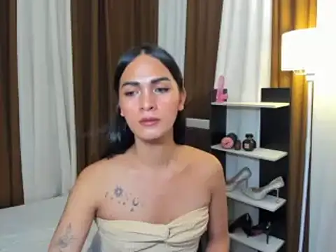 Sedictive Samantha online show from November 24, 2025, 4:23 am