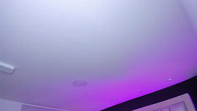 LuisaJonnes  online show from November 25, 2025, 6:30 pm