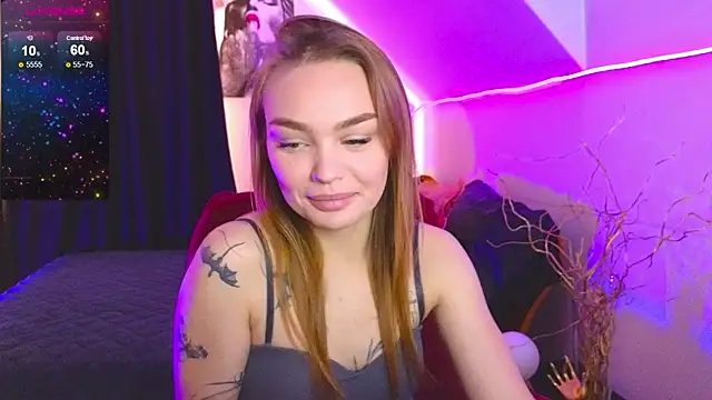 KitsyMoore online show from September 23, 2025, 1:40 pm