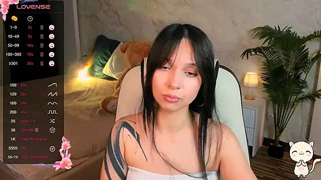 StarlitFairy online show from October 1, 2025, 6:07 am