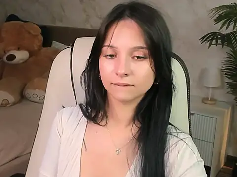 StarlitFairy online show from September 24, 2025, 5:52 pm