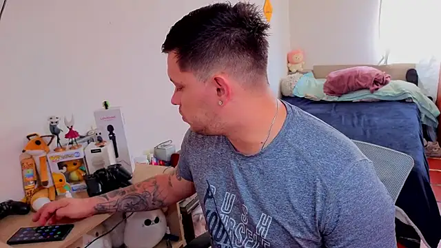 ryden 01 online show from November 16, 2025, 2:22 pm