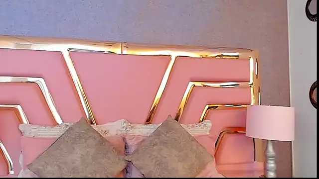 Star Liight online show from February 5, 2026, 10:27 pm