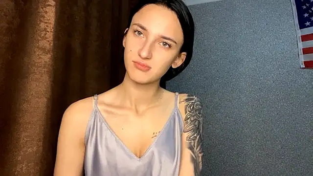 Snapshot of TifanyRawi chatting on September 28, 2025, 9:22 pm TifanyRawi online show from September 28, 2025, 9:22 pm