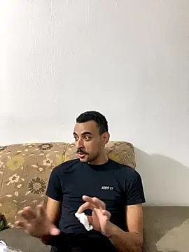 Eduardosexy00091 online show from September 22, 2025, 10:32 am