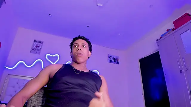 Glader31 online show from November 17, 2025, 10:36 pm