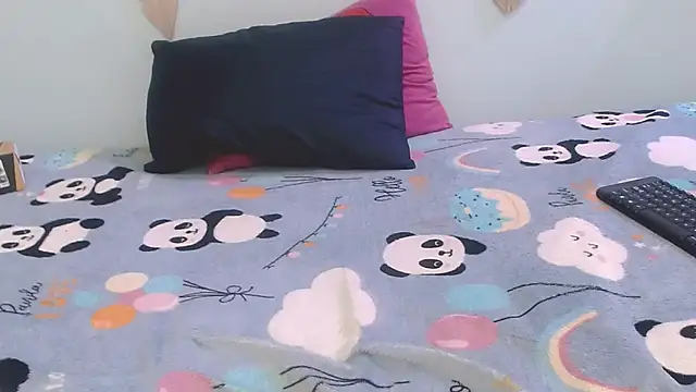 evannesanicol08 online show from November 14, 2025, 8:56 pm