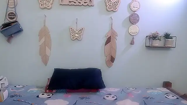 evannesanicol08 online show from November 6, 2025, 2:54 pm