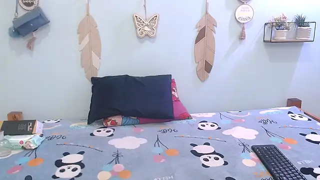 evannesanicol08 online show from November 8, 2025, 2:42 pm