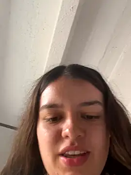 Aphrill online show from October 29, 2025, 8:52 pm