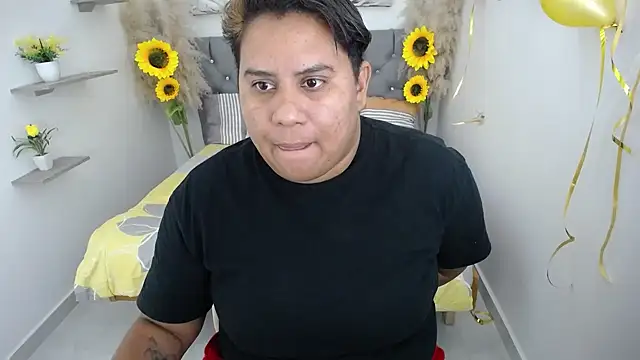 hotlesby valery online show from October 10, 2025, 7:04 pm