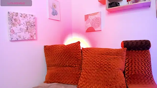 Snapshot of camilafoox7 chatting on February 15, 2026, 4:46 am camilafoox7 online show from February 15, 2026, 4:46 am