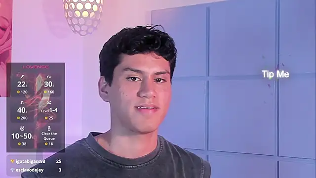 NicoGreys online show from October 2, 2025, 6:28 am
