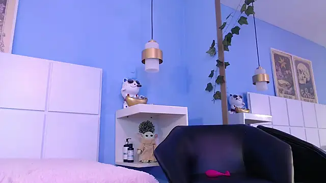 Snapshot of PenelopeBond chatting on October 28, 2025, 12:59 pm PenelopeBond online show from October 28, 2025, 12:59 pm