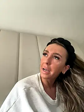 Scotishminx25 online show from October 3, 2025, 11:23 am