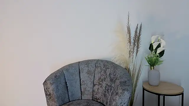 sarita princess7 online show from December 20, 2025, 10:01 pm