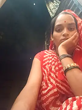 Pooja m online show from September 28, 2025, 4:58 pm