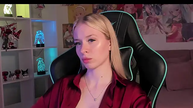 MiaGraces online show from November 15, 2025, 5:33 am