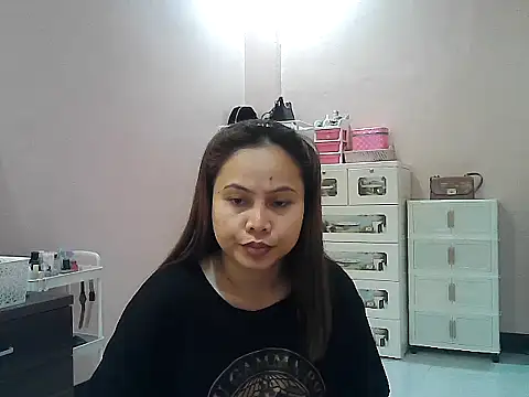 Snapshot of Amarrahlyn chatting on July 19, 2026, 10:17 pm Amarrahlyn online show from July 19, 2026, 10:17 pm