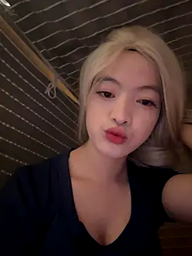 Tramy xx online show from October 15, 2025, 3:38 am