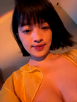 Tramy xx online show from November 1, 2025, 2:18 am