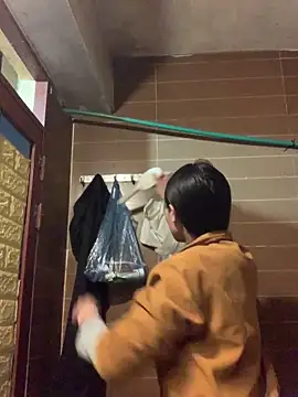 Snapshot of Halyy_xx chatting on February 19, 2026, 1:13 am Halyy xx online show from February 19, 2026, 1:13 am