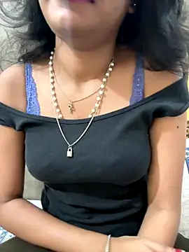 hottyanu03 online show from September 26, 2025, 5:36 am