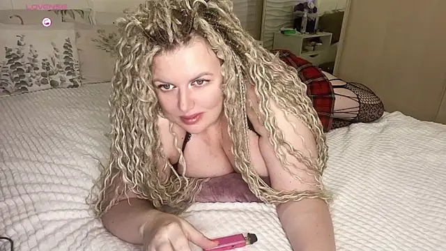 Nivika online show from November 4, 2025, 10:13 pm