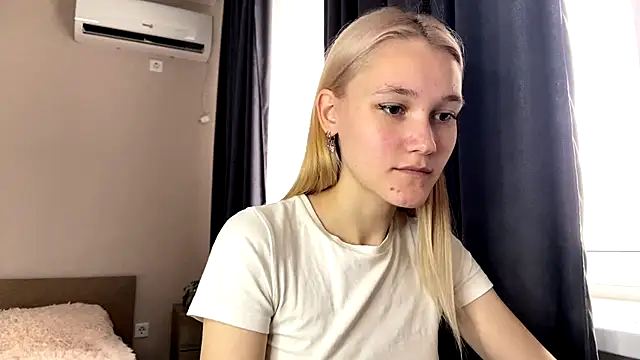 TwinedPeril online show from October 14, 2025, 7:09 am