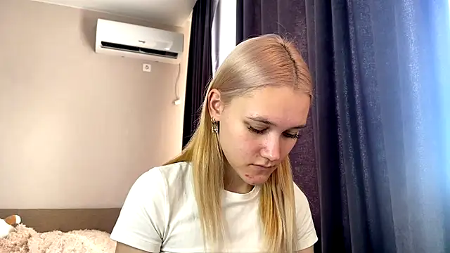 TwinedPeril online show from October 11, 2025, 7:09 am