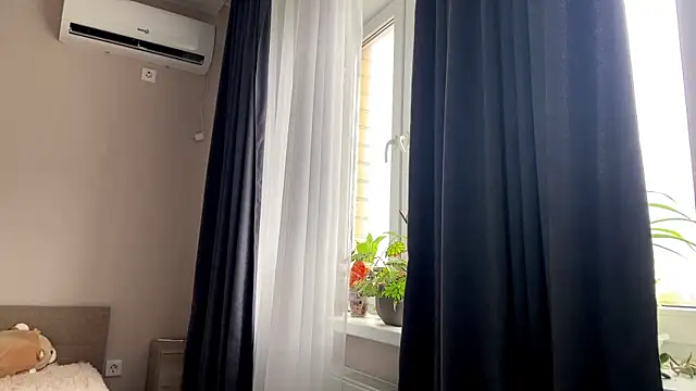 TwinedPeril online show from October 9, 2025, 7:20 am