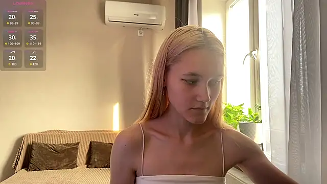 TwinedPeril online show from November 12, 2025, 7:12 am