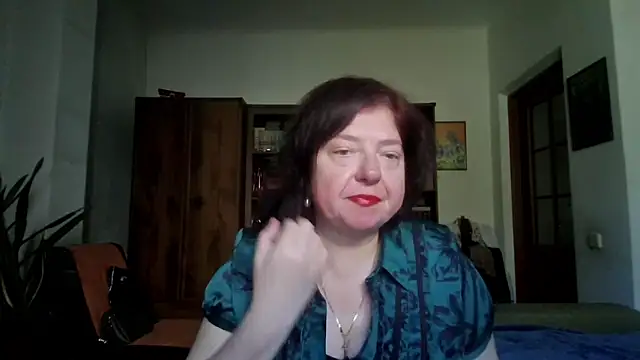 Violet Pulse online show from May 8, 2026, 1:04 pm