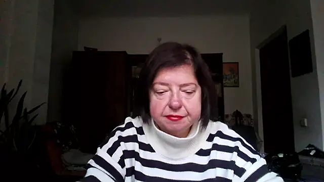 Snapshot of Violet_Pulse chatting on October 21, 2025, 9:09 am Violet Pulse online show from October 21, 2025, 9:09 am