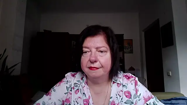 Snapshot of Violet_Pulse chatting on November 14, 2025, 8:40 am Violet Pulse online show from November 14, 2025, 8:40 am