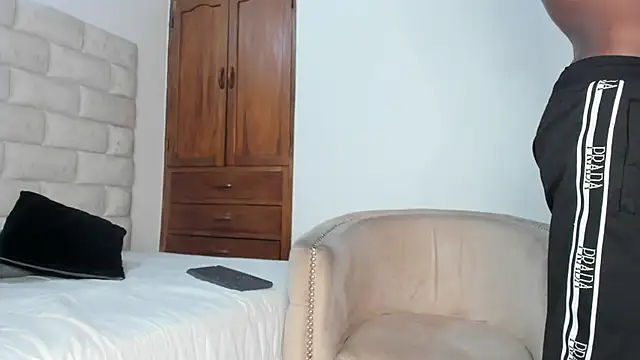 BennBrown online show from October 16, 2025, 8:06 pm