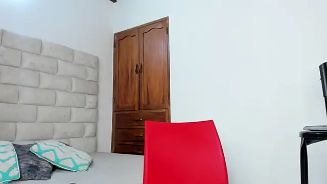 BennBrown online show from November 7, 2025, 8:02 pm