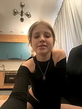 Snapshot of Niksa99x chatting on September 23, 2025, 8:21 am Niksa99x online show from September 23, 2025, 8:21 am