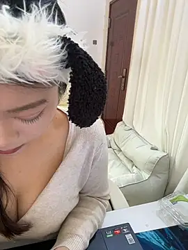 AZ37866 online show from November 30, 2025, 2:23 am